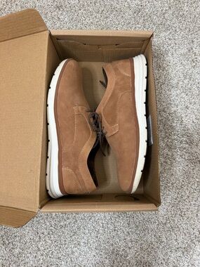 Steve Madden Boys Tan Suede Derby Sneakers - Youth Size 4